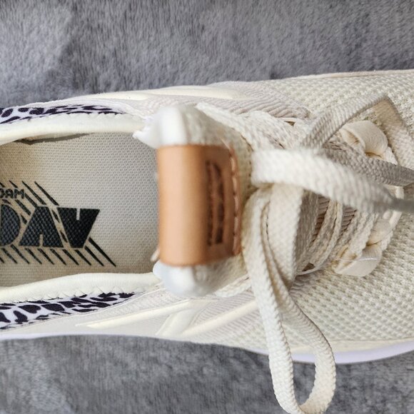 Women's New Balance Leopard Print Sneakers Size 9 - Picture 10 of 16